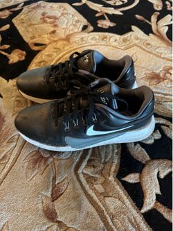 Nike Victory Golf Shoes Size 10 W