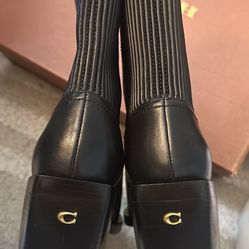 Basically new Black Boots