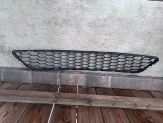 2016’ - 2019’ Nissan Sentra Front Bumper Lower Center Grille OEM