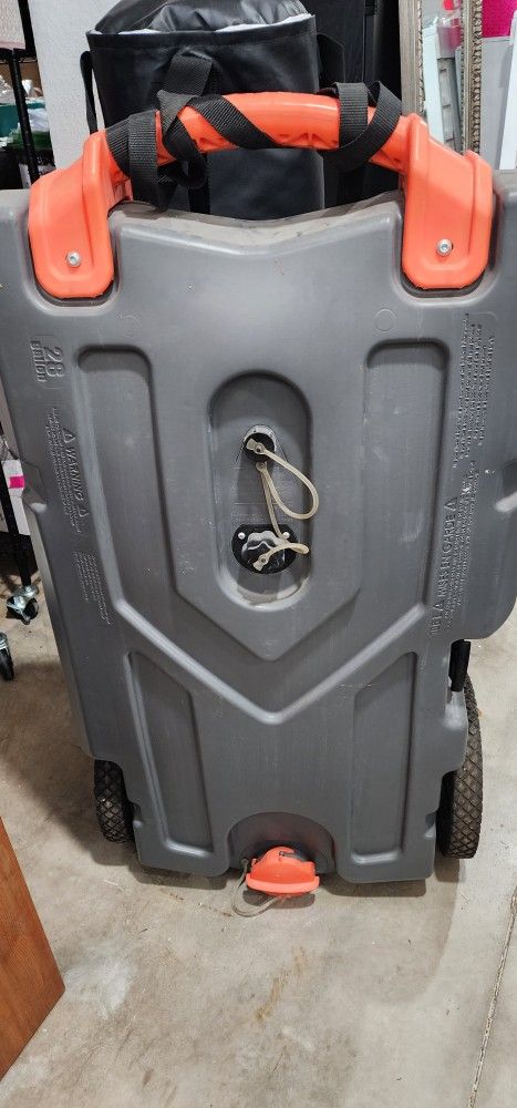 RV /Travel Trailer Portable Waste Tank