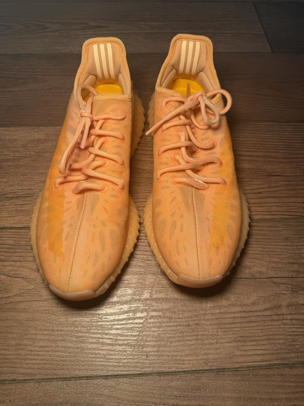 Yeezy 350 V2 Orange Clay Size 9