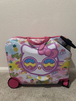 Hello Kitty Hard Shell Suitcase