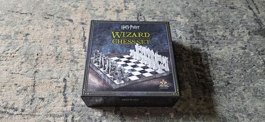 Harry Potter Wizard Chess Set by The Noble Collection 100% Complete & Excellent!