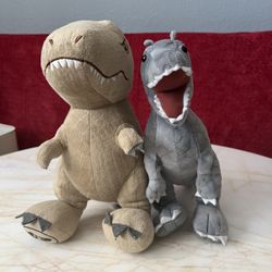 2- Jurassic World Plushies 