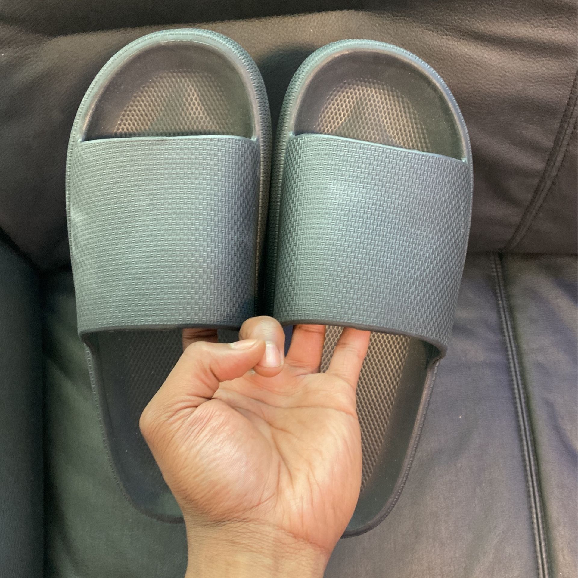 —Uggs & Sandles—