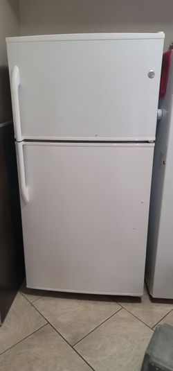 GE refrigerator
