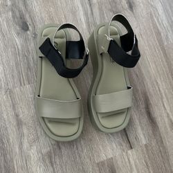 Italian Leather Sandals (olive Color, Size 9)