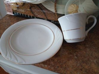 Plate Set