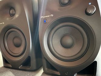 Pioneer DJ DM-40D-BT  Studio Monitors