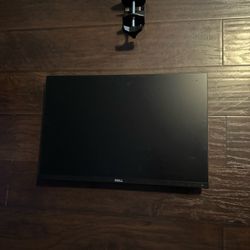 4 Monitor Setup With Desk Bracket 