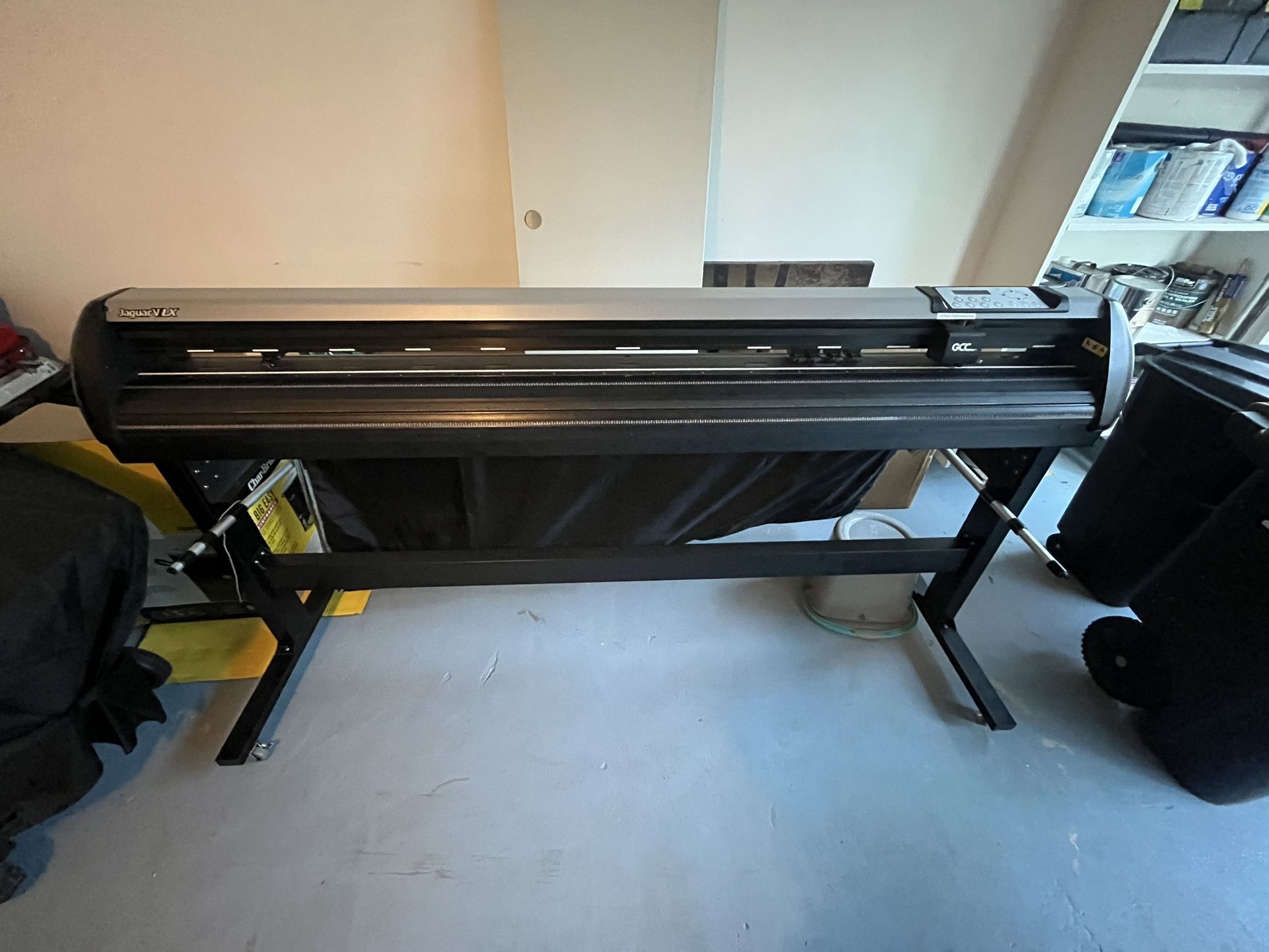 GCC Jaguar VLX Plotter 72’