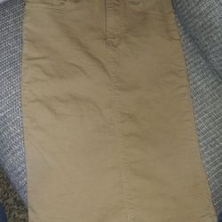 LAVD Girl's Size 12 Tan Stretch Denim Pencil Skirt

Excellent condition!!

Bundle and save with combined shipping**