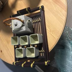 TEA SET 