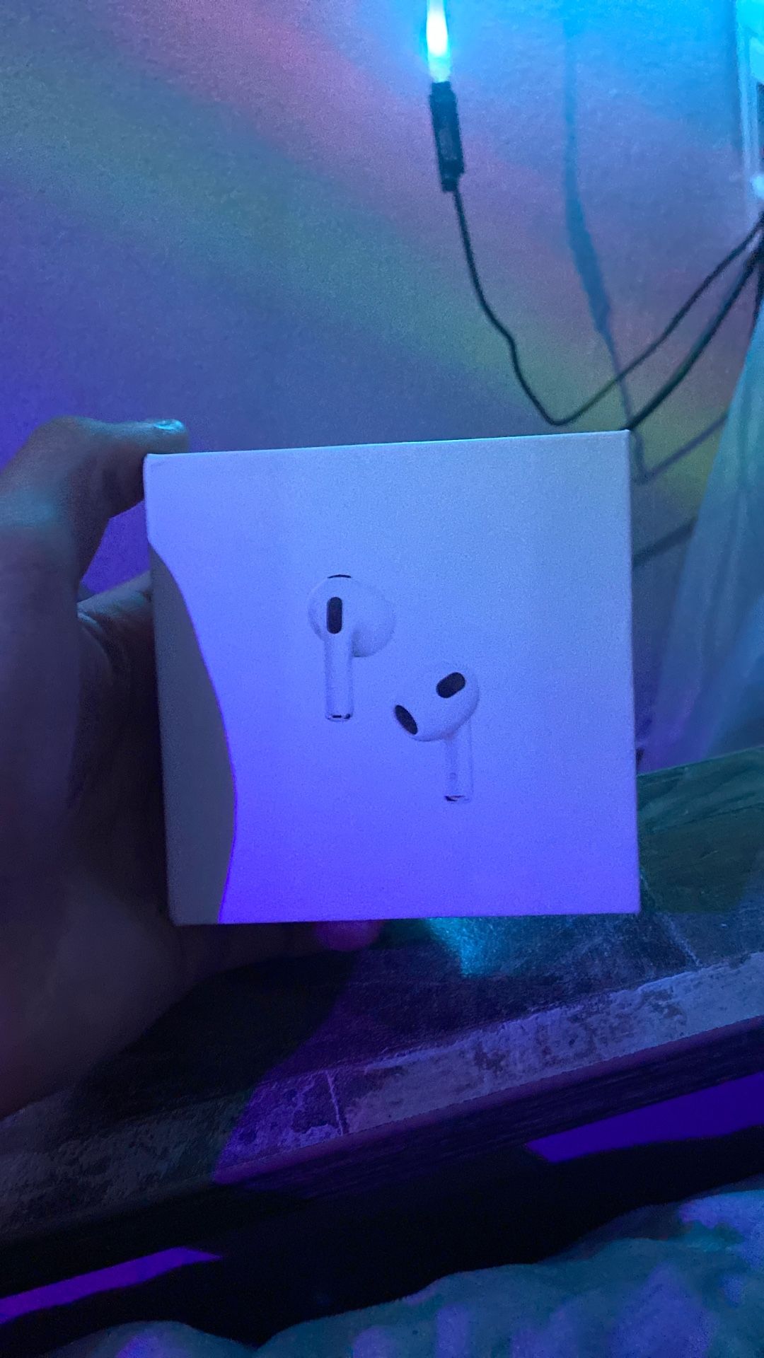 AirPods Gen 3s