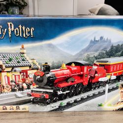 LEGO Harry Potter 76423 Hogwarts Express & Hogsmeade Station