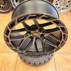 Extreme Mudder wheels 
20x10 flow form 
Black clear tint 
Chevy Nissan Toyota
$850 all 4 wheels