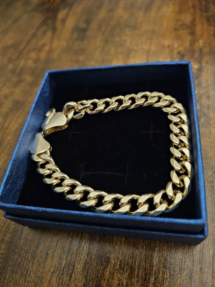 Cuban Bracelet. 👇