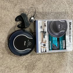 SHARK ION ROBOT VACUUM CLEANER R76 Wi fi  Used Once