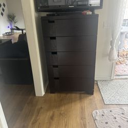 Free Large Bedroom Set 