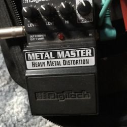 Digitech distortion pedal