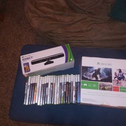 Xbox 360 With Connect And 20 + Game