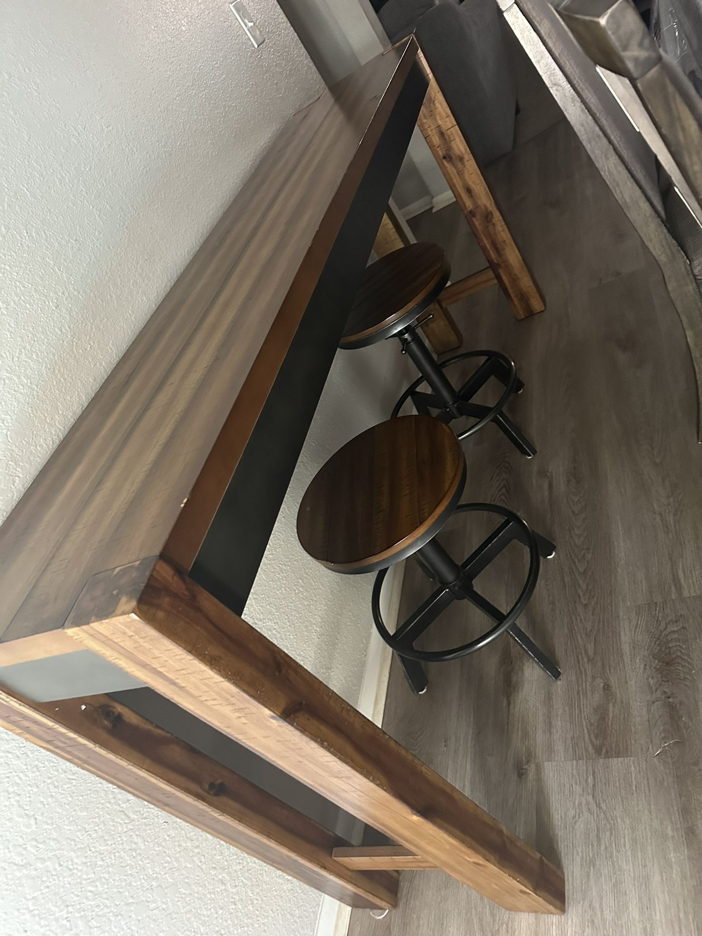 Bar Table And Stools