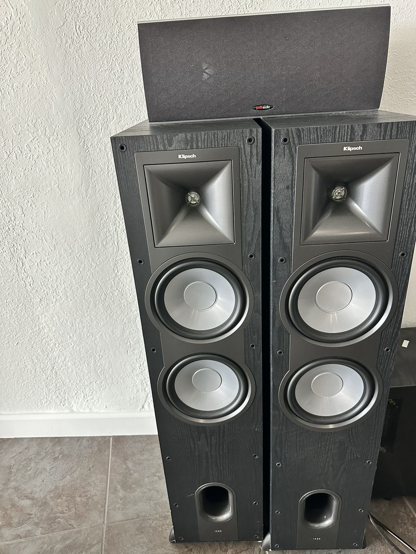 Klipsch Icon KF-28 Speakers
