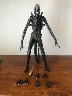 NECA alien
