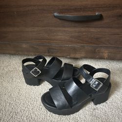 Black Wedges 