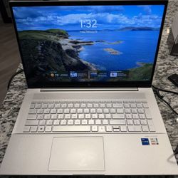 HP Envy 17m-ch0xxx Work or Student Laptop