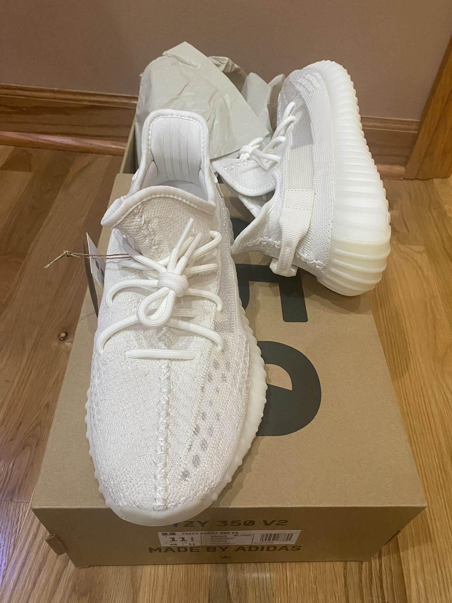 Yeezy Boost 350V2 Size 11 1/2 - www.erdenetinfo.mn