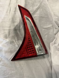 2014-2016 Toyota Corolla inner tail light passenger side  Porch pick up in Dallas zip code 75211