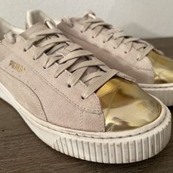 Women's Suede Platform Leather Cream/Gold Trim Puma Sneakers Size 8.5