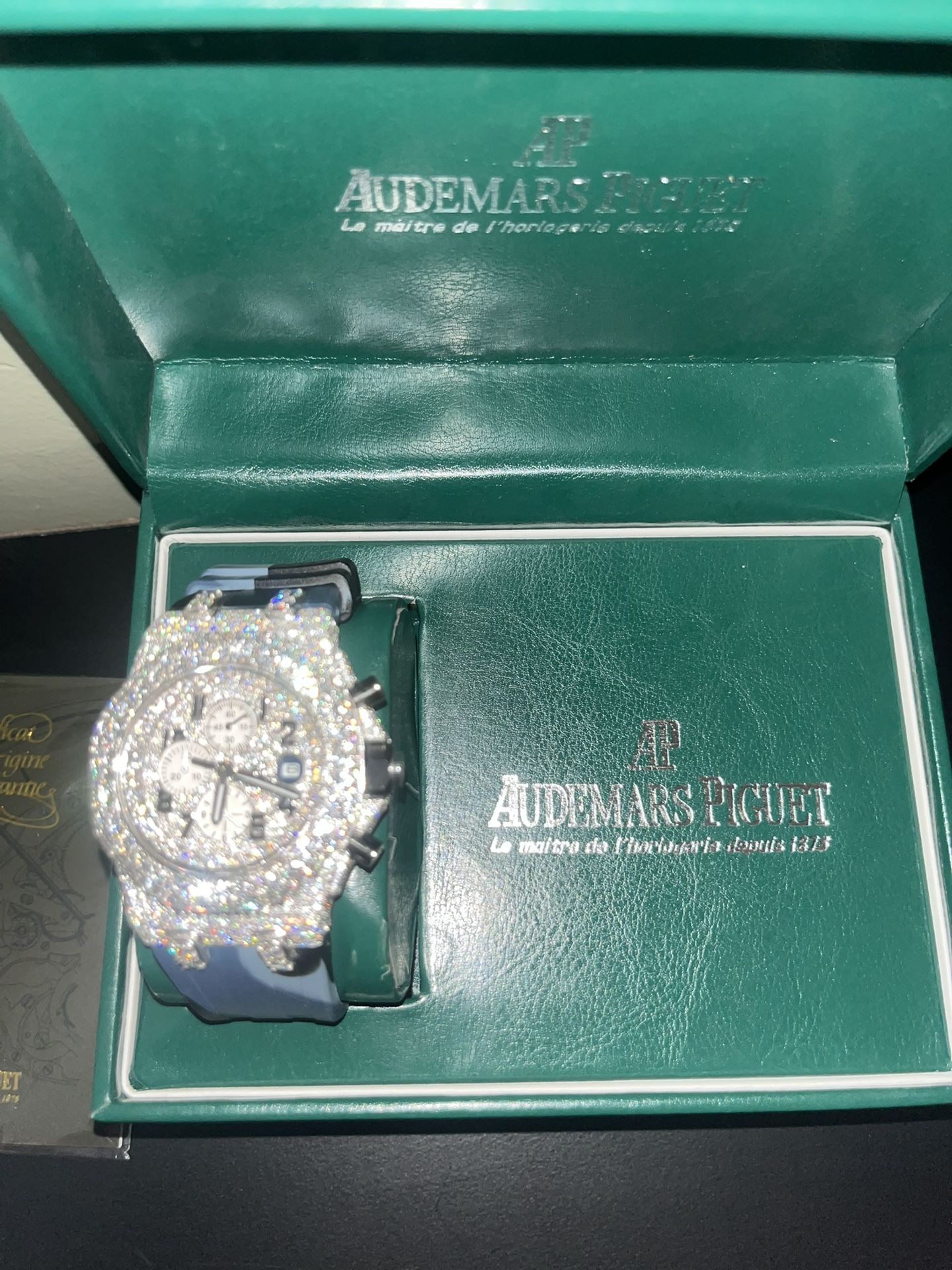Diamond AP Watch
