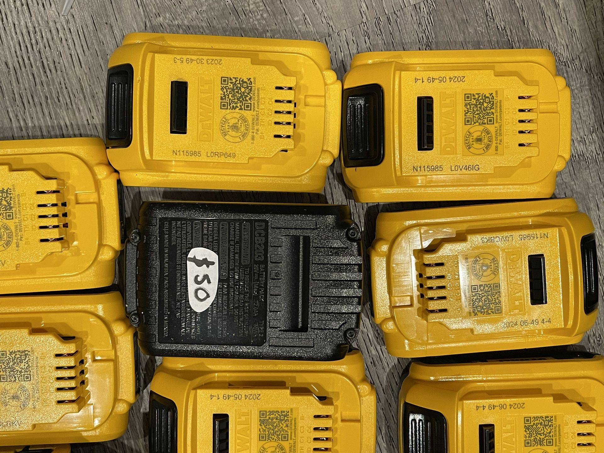Batteries For Tools DEWALT