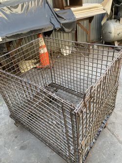 Canasta De Alambre Havy Dury Con Llantas  De Fierro