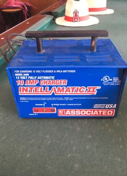 BATTERY CHARGER