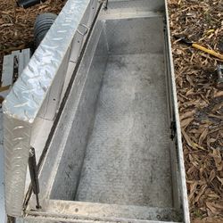 Deep Aluminun Husky Tool Box 