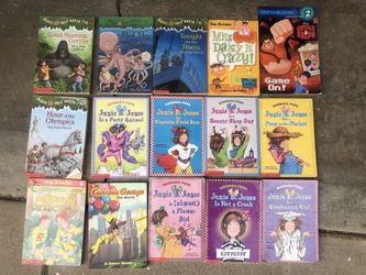 Lot of 24 kids books
