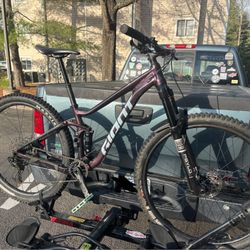 2021 Giant Stance M 29er 