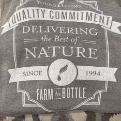 Zipper Hoodie-Women’s Large