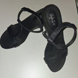 Black Wedge Heels Size 5.5 