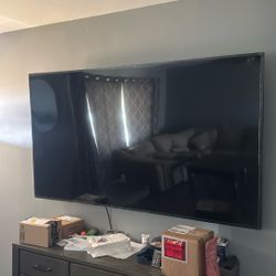 75” Samsung W Mount 
