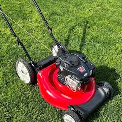 Yard Machine Mower With Briggs & Stratton Engine 5.5