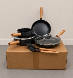 8pc Cookware Set