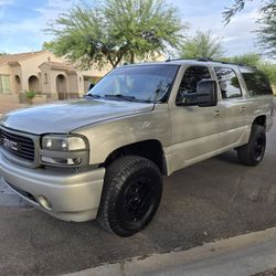 2005 GMC Yukon XL 1500 Denali Sport Utility 4D $7900 