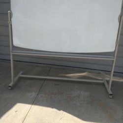Dry Erase White Board.  Easy Move, Has Wheels. Reversible (Flips To Other Side), 2 Sided. W 72, Tall 6 Feet. Can Help Deliver Hablo Español 