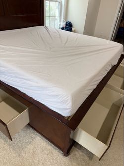 Bob’s Spencer cherry king bed frame