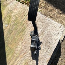 Subaru Pedal