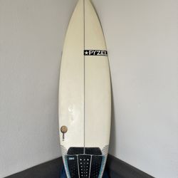Pyzel Voyager Surfboard - 5’9